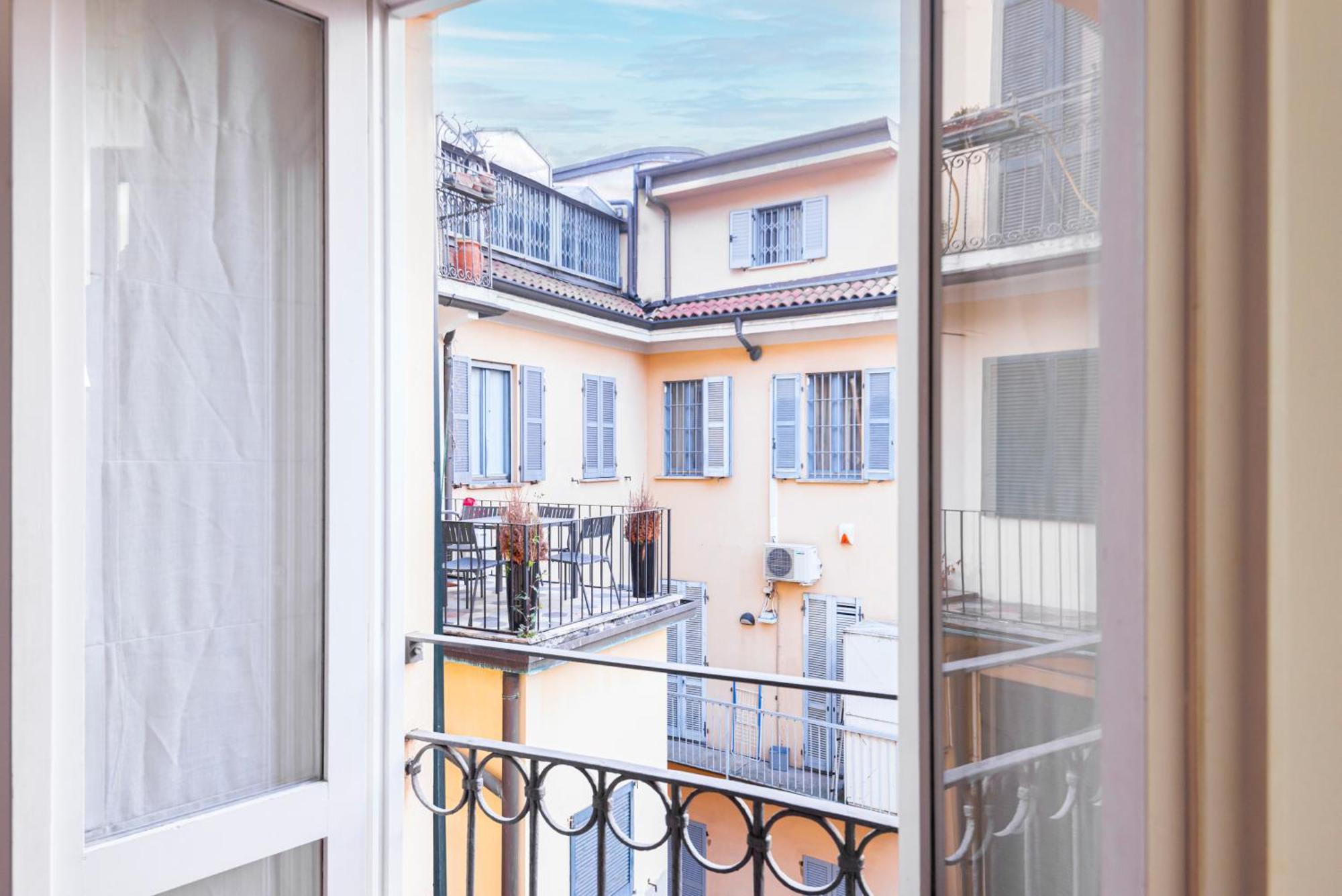 Amazing Flat Near Duomo & Colonne Di San Lorenzo By Easylife Milán Exterior foto